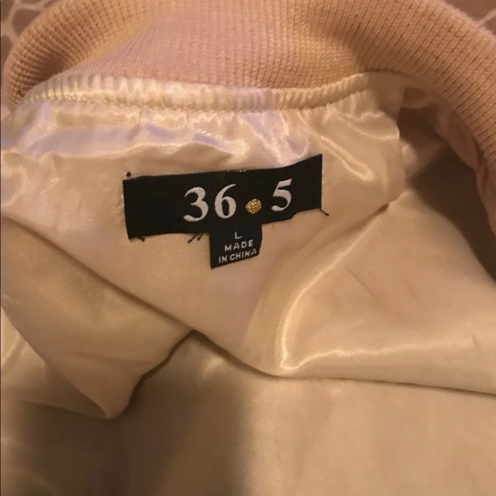 Bomber jacket - Picture 2 of 2